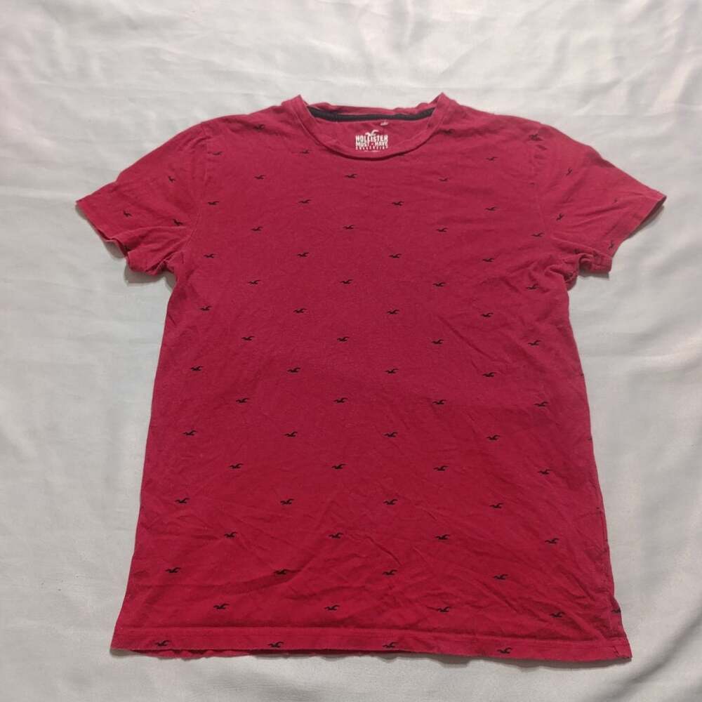 Hollister All Over Seagull Print T-Shirt Red